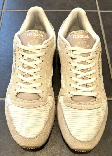 리복 CLASSIC LEATHER 베이지 gy1523 (27.5)
