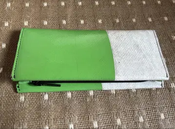 FREITAG 그린 화이트 장지갑