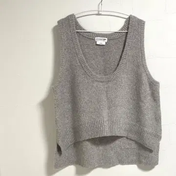 CIAOPANIC TYPY 깊은 U넥 라메 니트 베스트