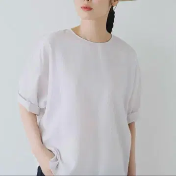 북유럽,  키레이이로 T셔츠 블라우스 페일 그레이