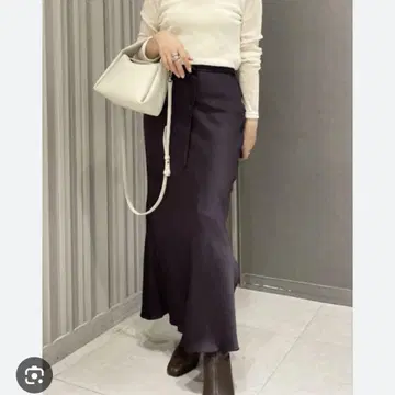 FRAY I.D 더블 새틴 내로우 스커트