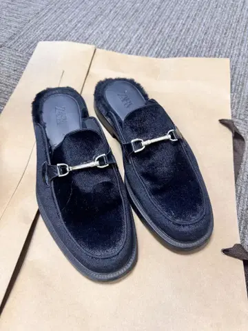 ZARA 남성용 슬립온