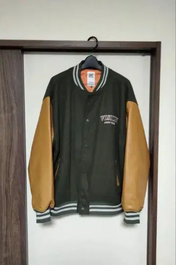 Vision street wear 바시티 자켓 XL 새상품급
