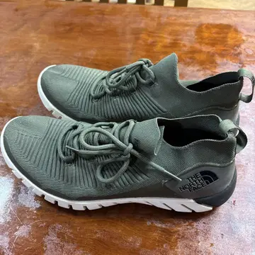 THE NORTH FACE 스니커즈 올리브 그린