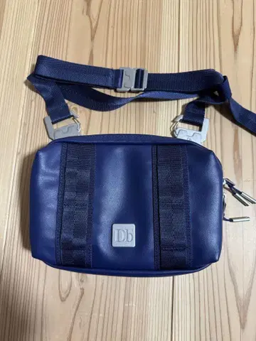 Douchebags Db THE TILLAGG CROSSBODY