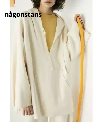 나곤스탠스 후드 부착 니트 아이보리 M