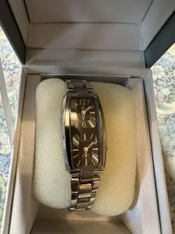 CITIZEN xc 블랙 에코 드라이브 손목시계