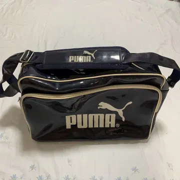 PUMA 네이비 숄더백 사이즈 가로 45 세로 30 깊이 17