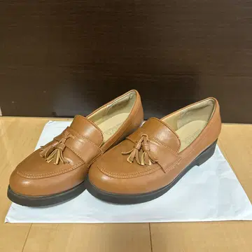 태슬 로퍼 24cm NUOVO 브라운