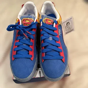 PUMA SUEDE 슈퍼맨 85주년 기념 스니커즈