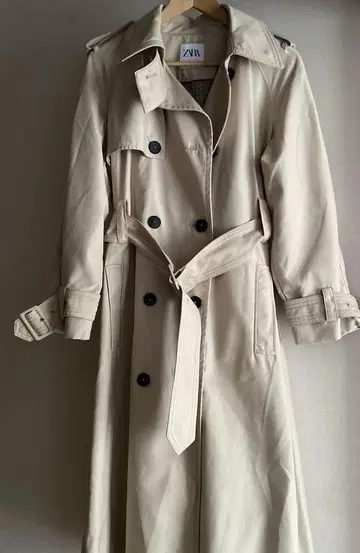 ZARA 베이지 트렌치코트 안감 타탄 체크
