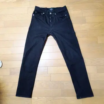 A.P.C 블랙 데님 w28