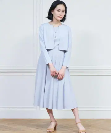 아나이 레이온 나일론 시어 플리츠 니트 원피스