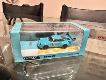 Tarmac RWB Backdate 1/64