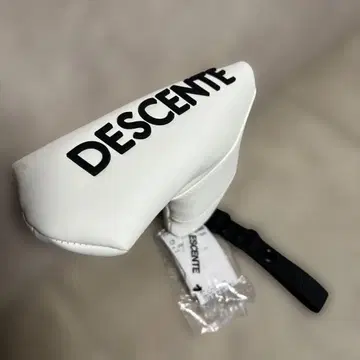 DESCENTE 퍼터용 헤드커버 화이트 데상트 골프