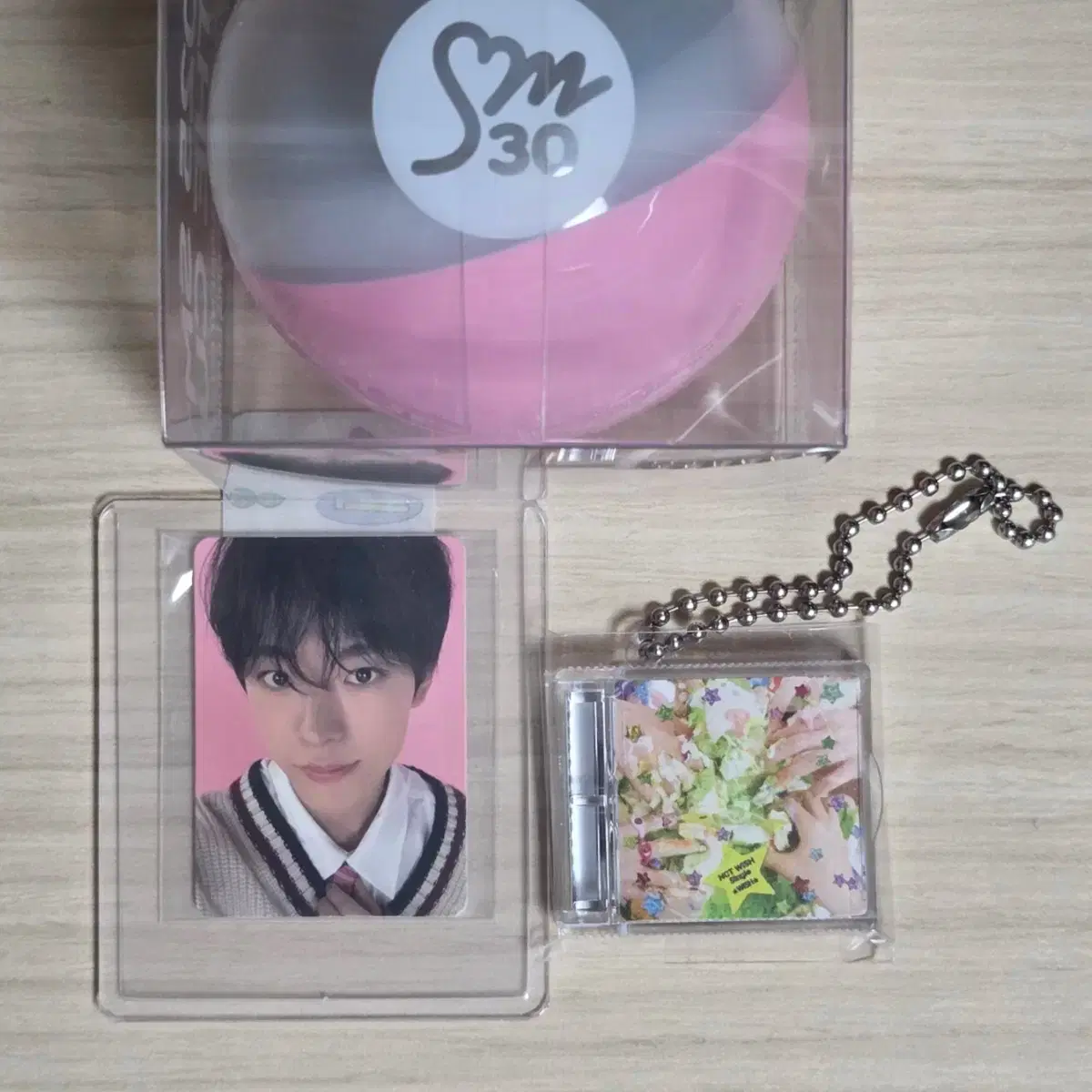 Sell post) NCT WISH Yushi SMTOWN Time Capsule mini photocard album