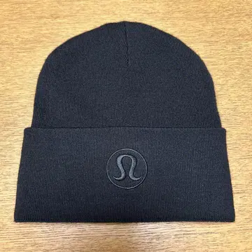 lululemon 룰루레몬 자수 로고 비니 니트 모자 블랙