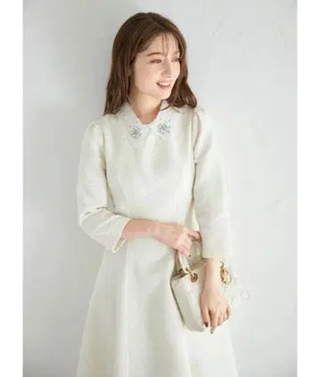 레이스 카라 부착 백 레이스업 트위드 원피스 미사용 새상품