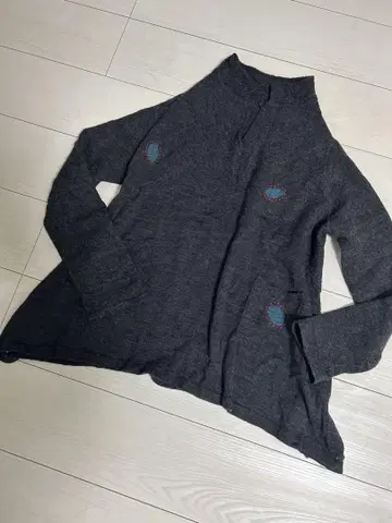 새상품급 io comme io 스웨터