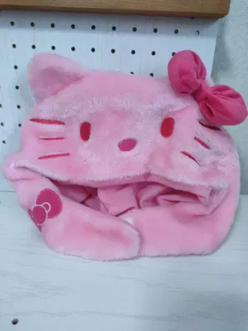 헬로키티 귀 달린 핑크 모자 팬 캡