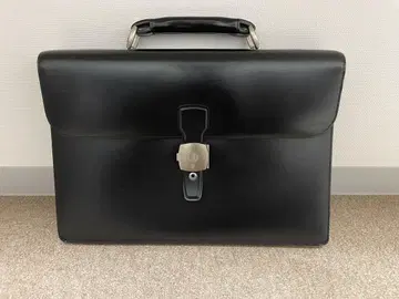 던힐 (Dunhill) 블랙 가죽 비즈니스 백 브리프 케이스