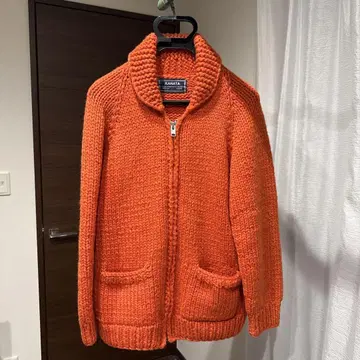 KANATA 카우친 스웨터 오렌지