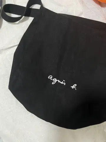 agnis b. 블랙 숄더백