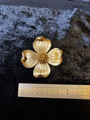 트리파리 골드 조팝나무 브로치 약 4.5cm