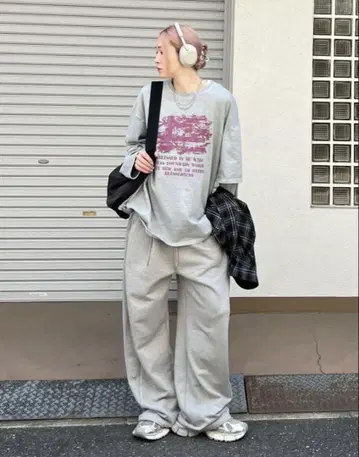 Chikashitsu + 레이어드 그래픽 프린트 긴팔 T셔츠