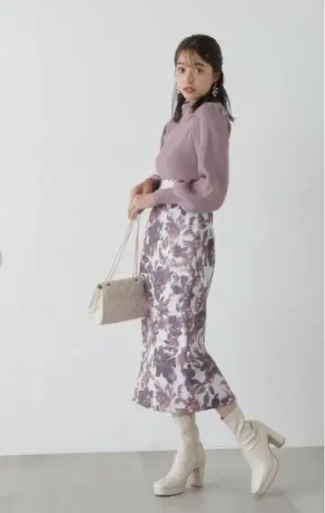 PROPORTION BODY DRESSING 플라워 프린트 타이트 스커트