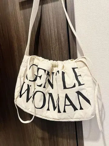 GENTLE WOMAN 숄더백