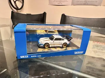 Tarmac RWB 930 1/64 미니카
