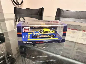 TARMAC RWB 997 SPECIAL EDITION 1/64