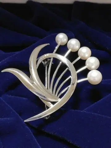 MIKIMOTO 실버 펄 플라워 브로치