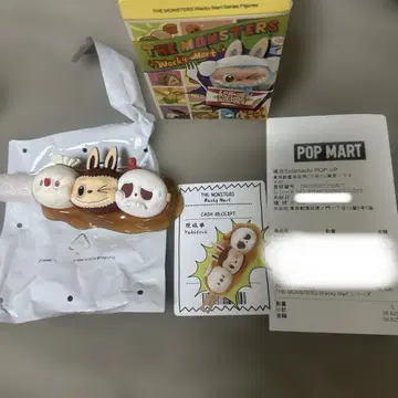 POPMART LABUBU Wacky Mart 라부부 피규어