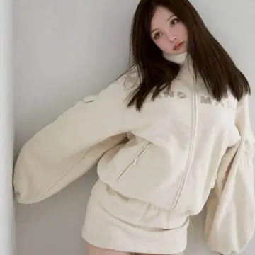 andmary 플리스 셋업 미니 스커트