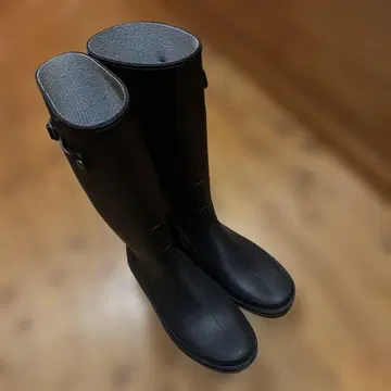 UMO MADE IN FRANCE 러버 소재 롱 레인부츠