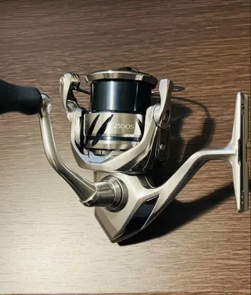 SHIMANO 23 STRADIC 2500S 낚시릴