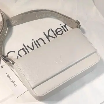 캘빈클라인 숄더백 #111