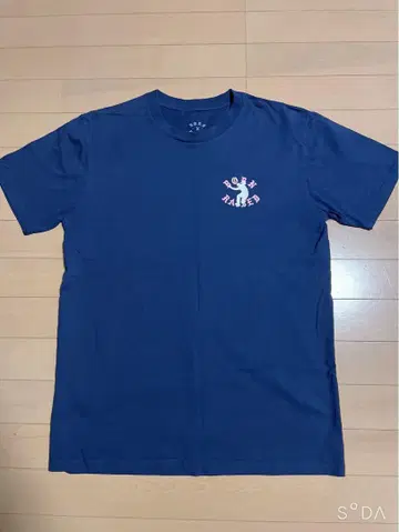 BORN X RAISED UNION FRONTMAN ROCKER TEE