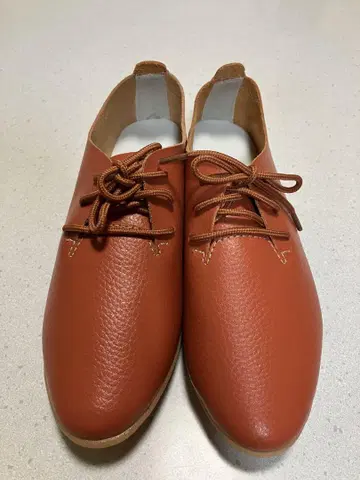 [ 새상품 ] 가죽 레이스 업 플랫슈즈 38(24cm)