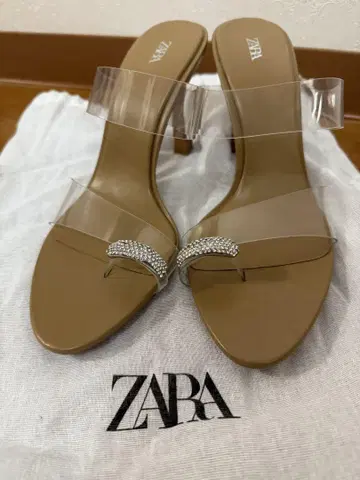 ZARA 비쥬 장식 베이지 뮬 샌들 38