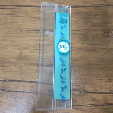 줌인 아침! 아날로그 손목시계
