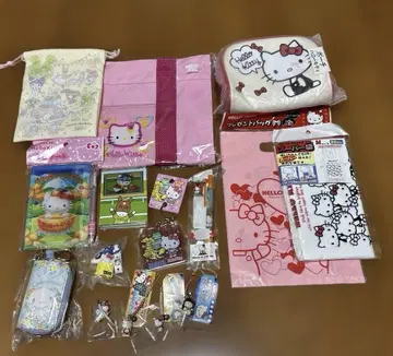 새상품 미사용급 헬로키티 산리오 묶음 판매 지역 한정 스트랩 백