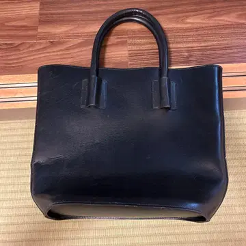 블랙 가죽 토트백 50cm x 35cm