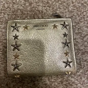 JIMMY CHOO 골드 스타 스터드 지갑 라이트 골드