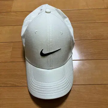 Nike DRI-FIT 화이트 캡 M/L