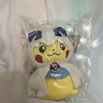 포켓몬 루기아의 판초를 입은 피카츄 키링