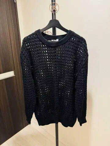 ZARA 블랙 메쉬 스웨터