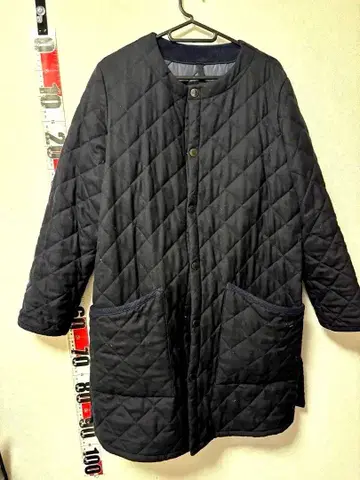 바버 네이비 퀼팅 자켓 롱 기장 핑 배치가 달린